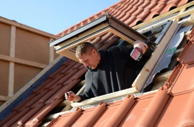 Pose de fenêtres de toit Velux à Bricy
